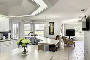 501 SW 28th Terrace, Cape Coral, FL 33914 - Photo 16