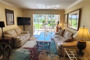 1051 Foxfire Ln, Naples, FL 34104 - Photo 4