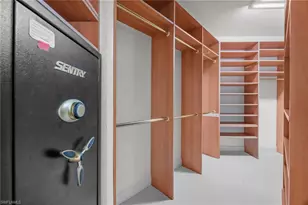 1923 Blackstone Cir, Naples, FL 34109 - Photo 38