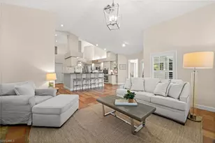 1923 Blackstone Cir, Naples, FL 34109 - Photo 22