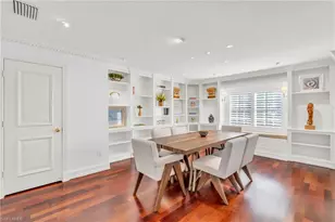 271 Broad Ave S, Naples, FL 34102 - Photo 4