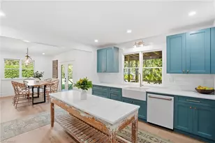 6260 Waxmyrtle Way, Naples, FL 34109 - Photo 12