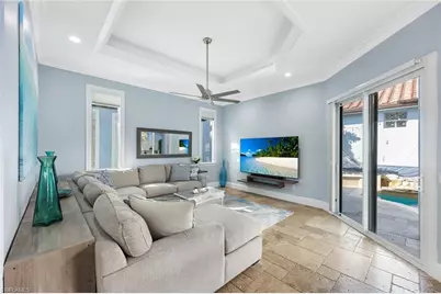 646 111th Ave N, Naples, FL 34108 - Photo 12