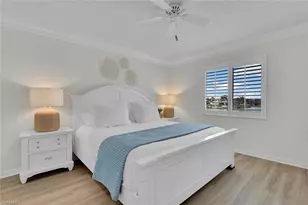 10682 Gulf Shore Dr, Naples, FL 34108 - Photo 16