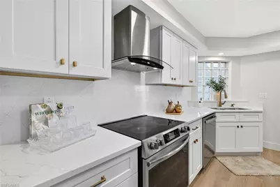 9832 Luna Cir #103G, Naples, FL 34109 - Photo 8