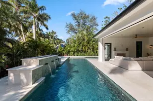 424 Spinnaker Dr, Naples, FL 34102 - Photo 28