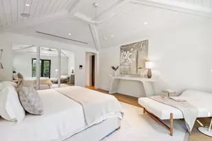 424 Spinnaker Dr, Naples, FL 34102 - Photo 20