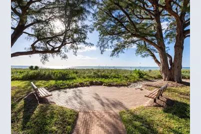424 Spinnaker Dr, Naples, FL 34102 - Photo 46