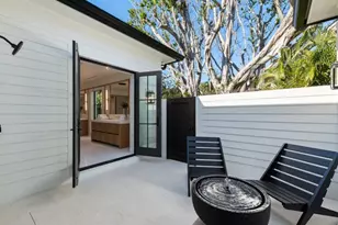 424 Spinnaker Dr, Naples, FL 34102 - Photo 24