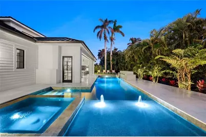 424 Spinnaker Dr, Naples, FL 34102 - Photo 26