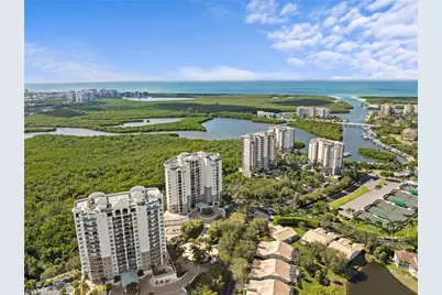 445 Cove Tower Dr #702, Naples, FL 34110 - Photo 2