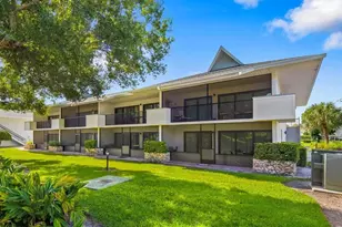 600 Neapolitan Way, Naples, FL 34103 - Photo 22