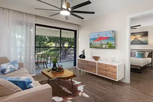 600 Neapolitan Way, Naples, FL 34103 - Photo 2