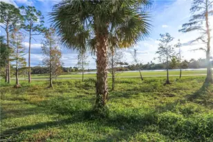 3930 Deer Crossing Ct, Naples, FL 34114 - Photo 16