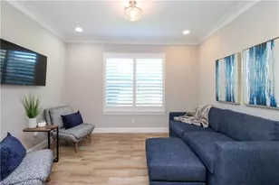 9423 Terresina Dr, Naples, FL 34119 - Photo 16