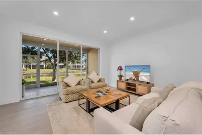 700 Saratoga Cir #B-101, Naples, FL 34104 - Photo 4