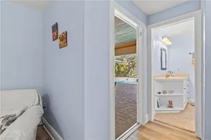2569 Outrigger Ln, Naples, FL 34104 - Photo 24