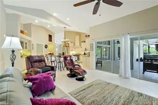 146 Muirfield Cir, Naples, FL 34113 - Photo 6