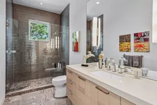 440 Spinnaker Dr, Naples, FL 34102 - Photo 40