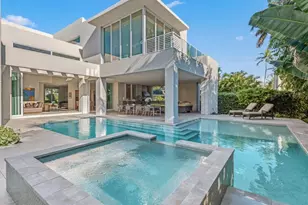 440 Spinnaker Dr, Naples, FL 34102 - Photo 22