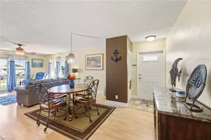 272 Palm Dr, Naples, FL 34112 - Photo 10