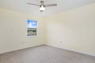 600 Valley Stream Dr, Naples, FL 34113 - Photo 4