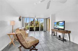 1086 Forest Lakes Dr, Naples, FL 34105 - Photo 6