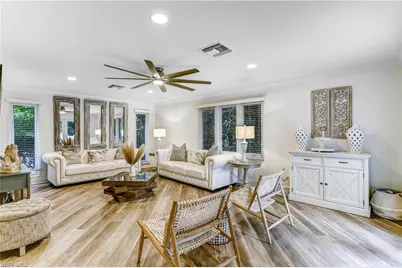 370 6th Ave S, Naples, FL 34102 - Photo 6