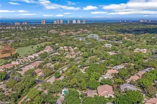 27115 Kindlewood Ln, Bonita Springs, FL 34134 - Photo 4