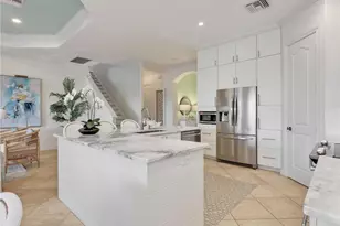 1365 Serrano Cir, Naples, FL 34105 - Photo 12