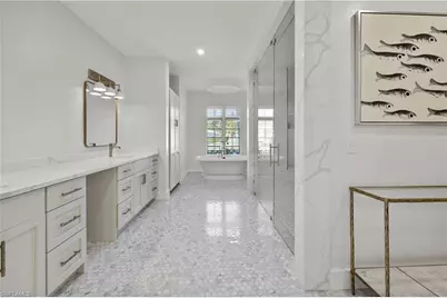 55 E Burning Tree Dr, Naples, FL 34105 - Photo 20