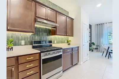 2085 Yellowfin Cir, Naples, FL 34114 - Photo 16