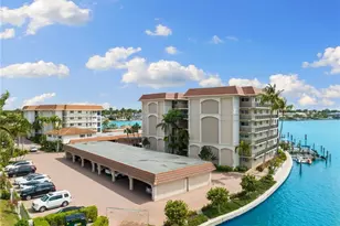 222 Harbour Dr, Naples, FL 34103 - Photo 32