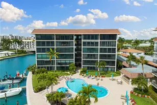 222 Harbour Dr, Naples, FL 34103 - Photo 36