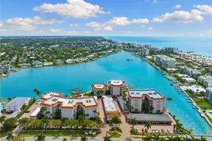 222 Harbour Dr, Naples, FL 34103 - Photo 4
