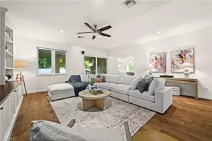 2499 10th St N, Naples, FL 34103 - Photo 8