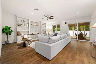 2499 10th St N, Naples, FL 34103 - Photo 6