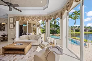 8752 Muirfield Dr, Naples, FL 34109 - Photo 10