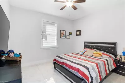 2406 37th Ave NE, Naples, FL 34120 - Photo 8