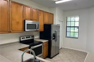 7515 Bristol Cir, Naples, FL 34120 - Photo 8