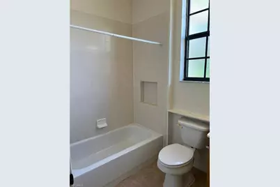 7515 Bristol Cir, Naples, FL 34120 - Photo 32