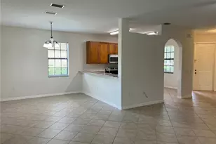 7515 Bristol Cir, Naples, FL 34120 - Photo 14