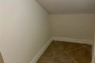 7515 Bristol Cir, Naples, FL 34120 - Photo 24