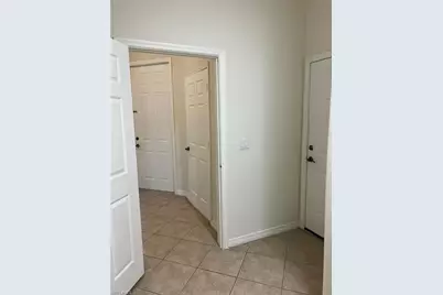 7515 Bristol Cir, Naples, FL 34120 - Photo 20