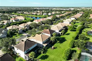 2029 Fairmont Ln, Naples, FL 34120 - Photo 32