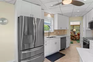 9817 Pennsylvania Ave, Bonita Springs, FL 34135 - Photo 10