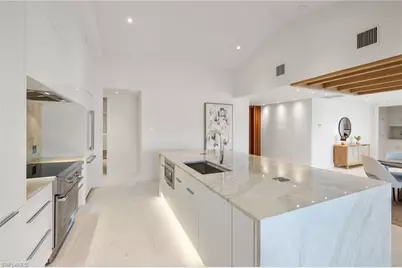 72 N Barfield Dr, Marco Island, FL 34145 - Photo 10