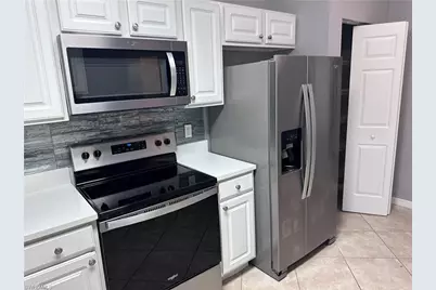 10000 Maddox Ln #321, Bonita Springs, FL 34135 - Photo 6