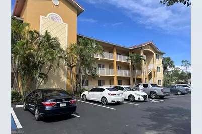 10000 Maddox Ln #321, Bonita Springs, FL 34135 - Photo 2