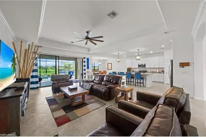 10061 Avalon Lake Cir, Fort Myers, FL 33913 - Photo 8